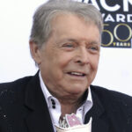 Country music star Mickey Gilley, who helped inspire “Urban Cowboy,” dead at 86